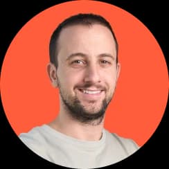 Noam Kashtan Smiling