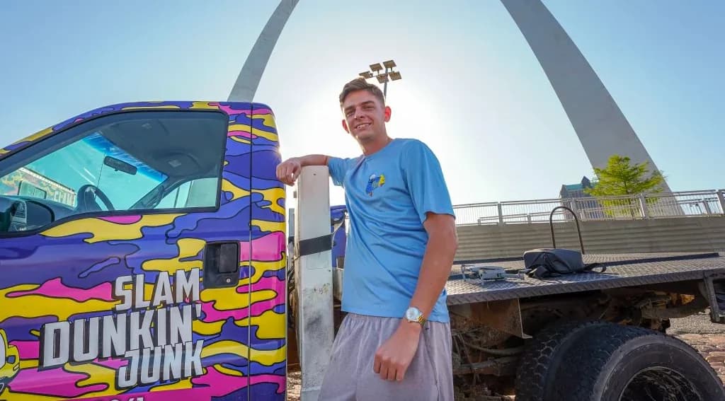 How to grow your junk removal business to earn $20,000/month (or more!)