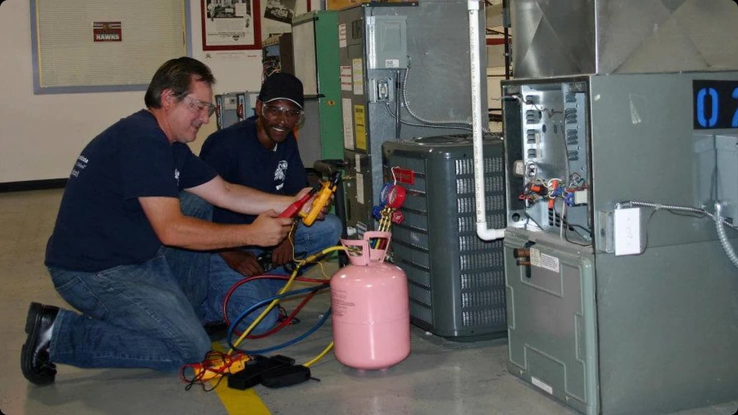 Students Of Hvac Technical Institute In Chicago